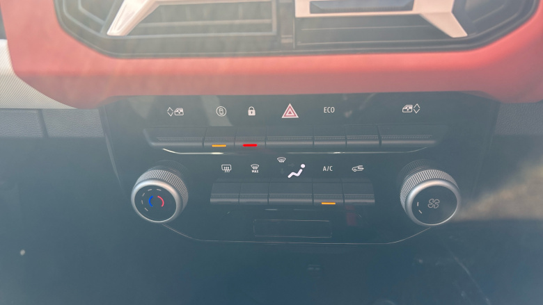 Dacia Spring 27kWh Expression 65 48kW 5dr Auto Electric Hatchback